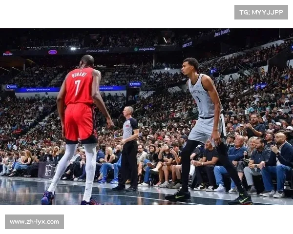 火箭内线短板被文班亚马彻底打穿,马刺38次助攻展现团队篮球极致传导 火箭内线短板被文班亚马彻底打穿,马刺38次助攻展现团队篮球极致传导